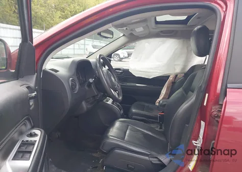 2016 Jeep Compass Sport/North из США, поврежденный, VIN 1C4NJCAA6GD571281